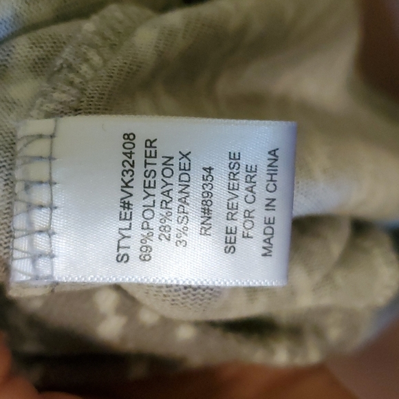 Adrienne Vittadini top - Picture 6 of 6